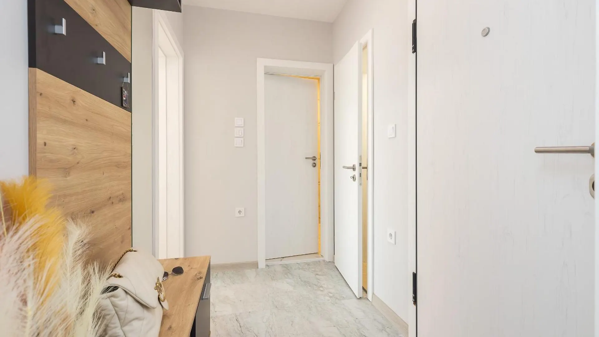 Cozy Chic Flat Stylish Center Apartment Varna